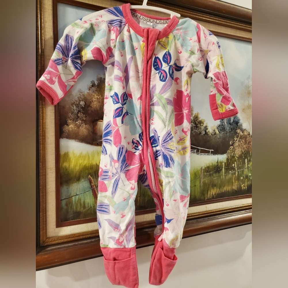 Bonds 0-3 Month Wondersuit - Picture 1 of 3